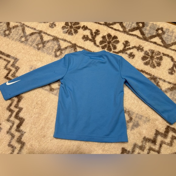 Nike Dri Fit Thermal Long Sleeve - Picture 4 of 5